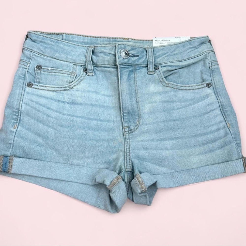 NWT American Eagle Outfitters Light Wash Jean Shorts